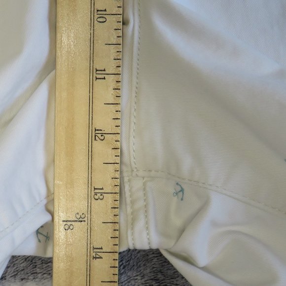 GAP*Men's 1.5" Belt Loop Small Teal Anchor Print White Flat Front Shorts~Size 38 - Picture 8 of 13